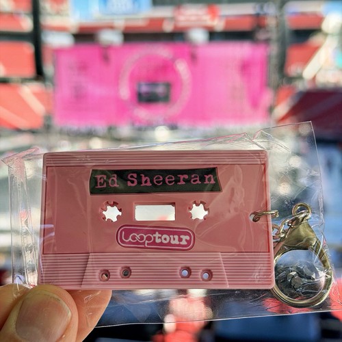 Sheeran loop tour - sheeran, cassette